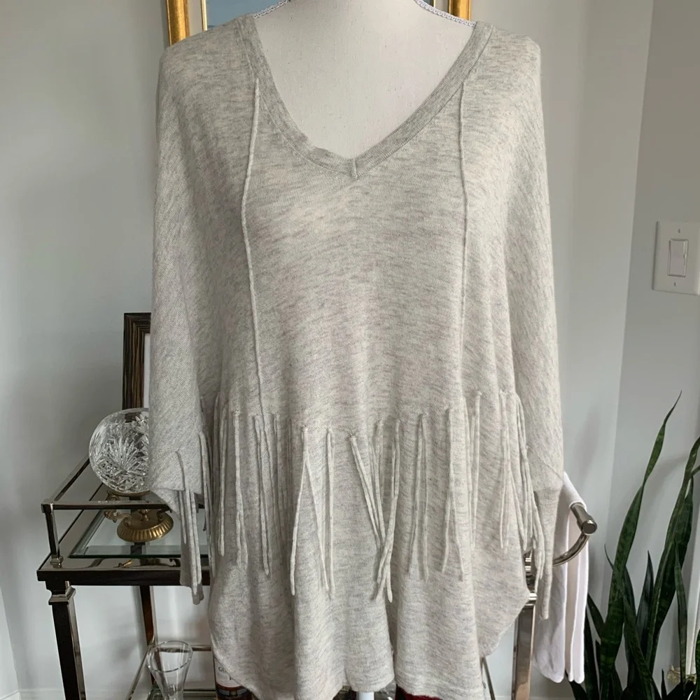 SANDRO Sweater - Picture 1 of 8